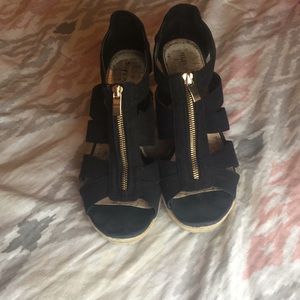 Black and Tan weaved Wedges